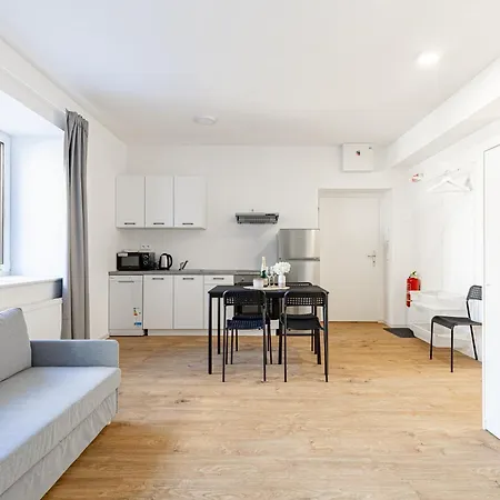Apartmán Levicka - 12 Bratislava