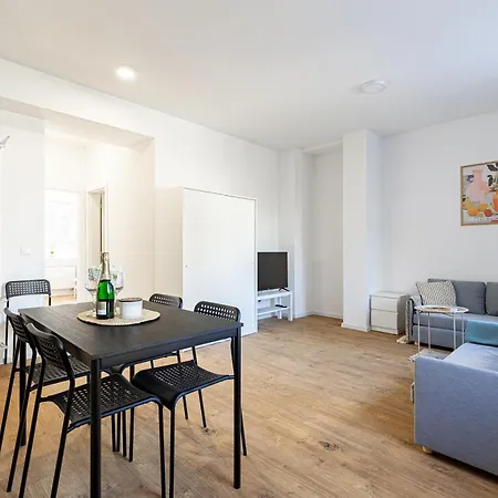 Apartmán Levicka - 12 Bratislava